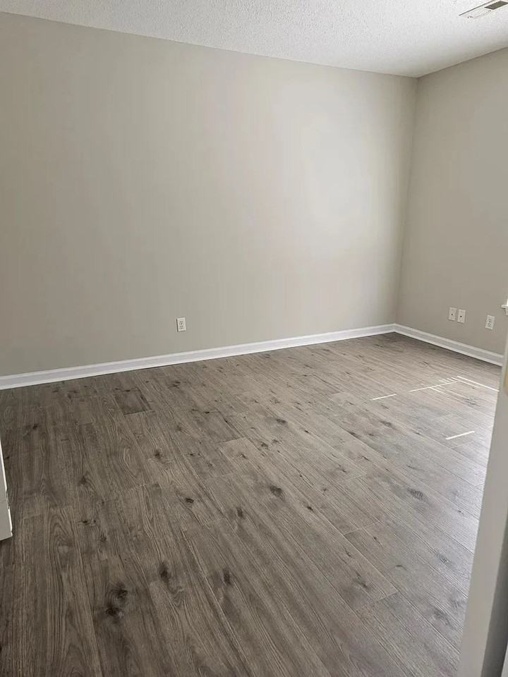 Presswood Apartments - Photo 3 of 5