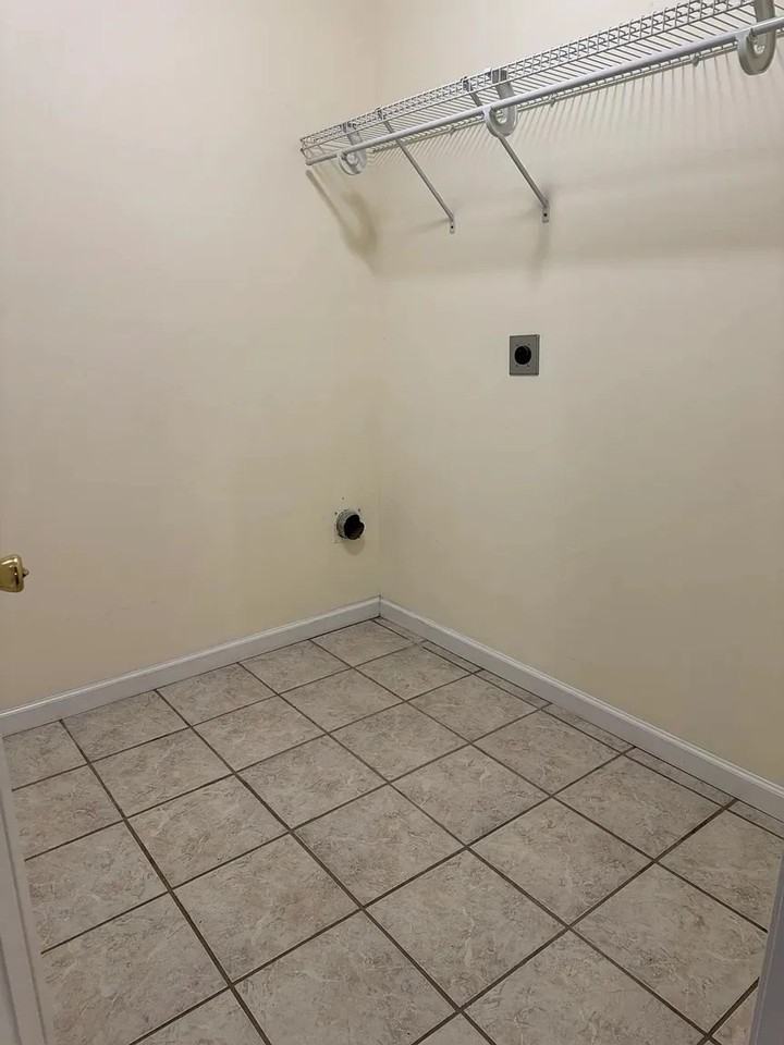Presswood Apartments - Photo 4 of 5