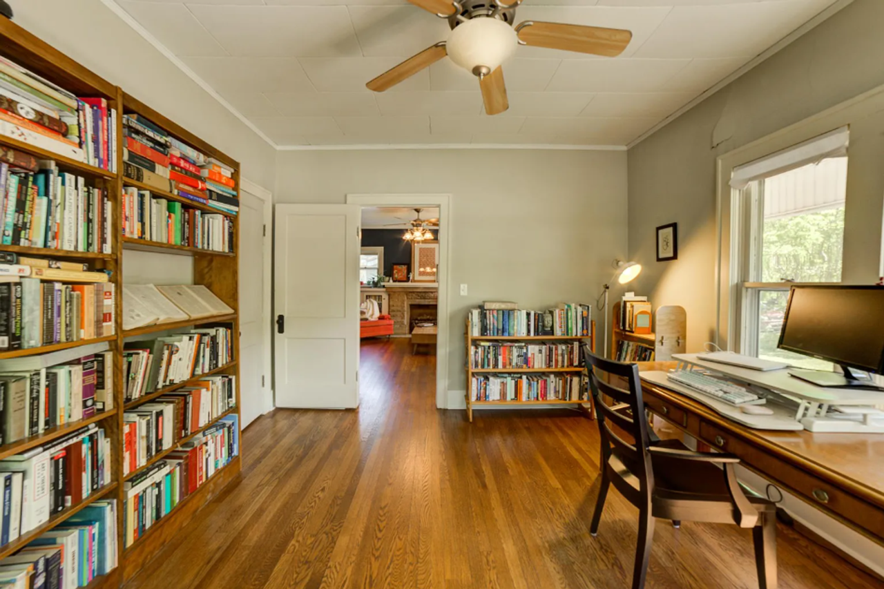 368 S Zunis Ave - Photo 5 of 17