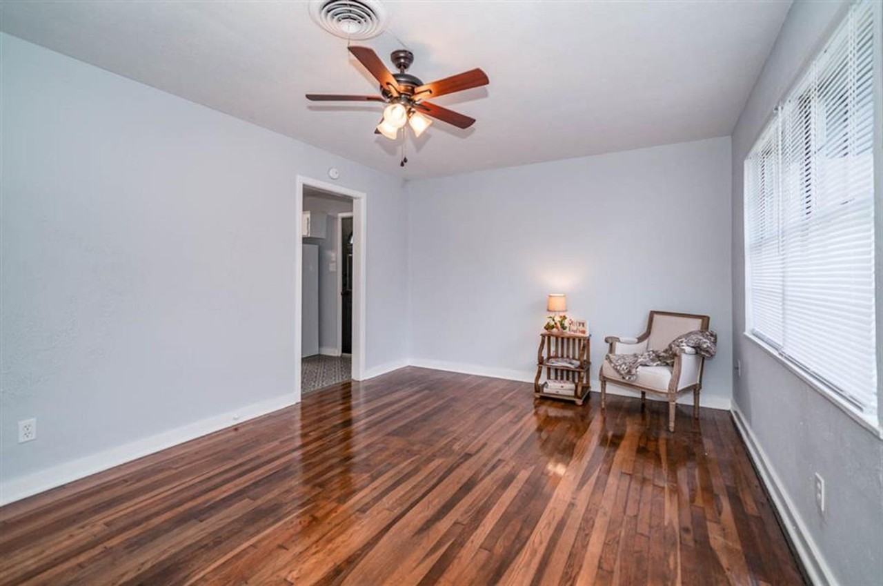 812 Glencrest Ln - Photo 5 of 36