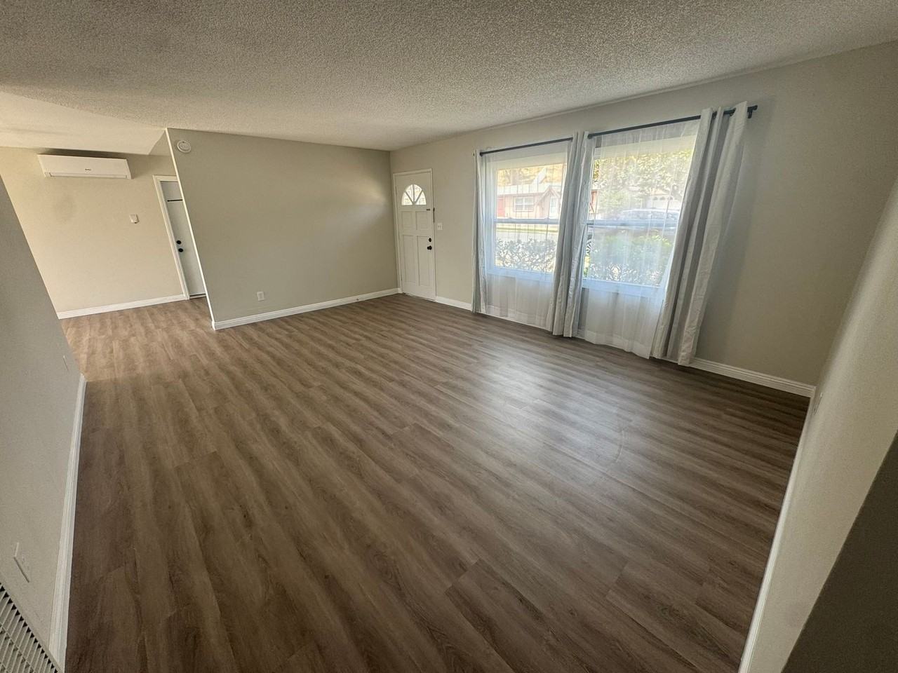 1071 Osage Dr - Photo 3 of 19
