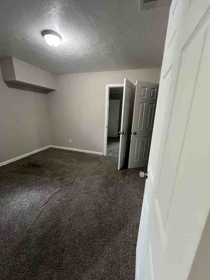 5 Hall St - Photo 6 of 8
