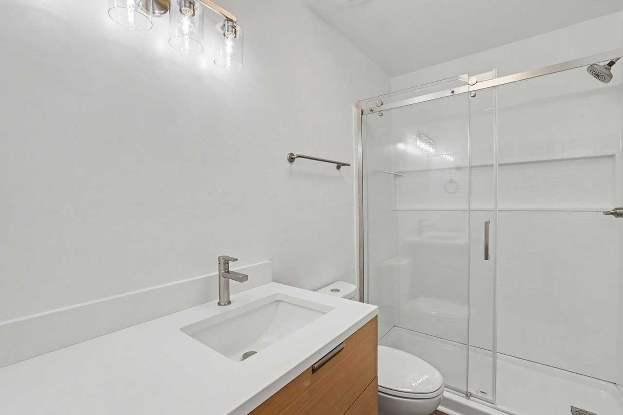 1889 Belle Vue Way #1 - Photo 6 of 9