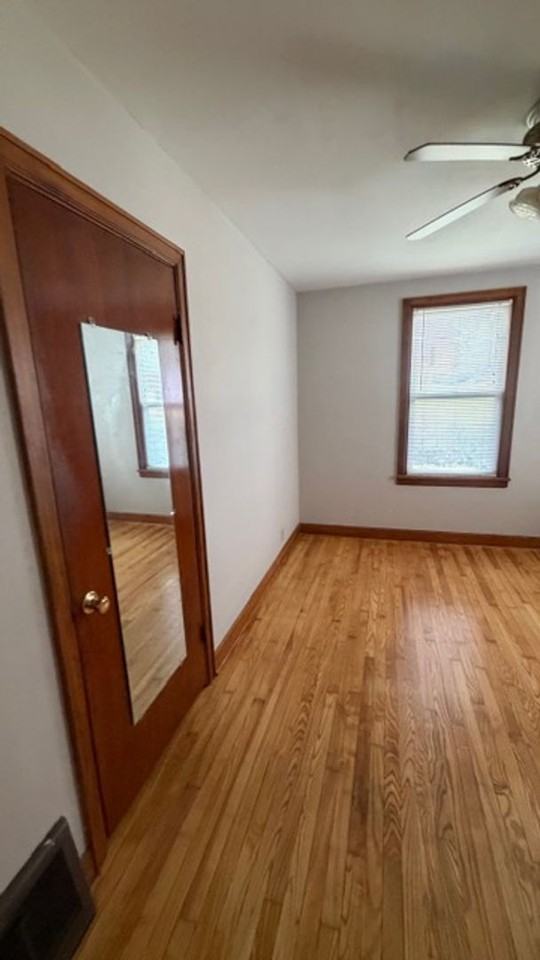 520 W 8th St - Photo 2 of 17