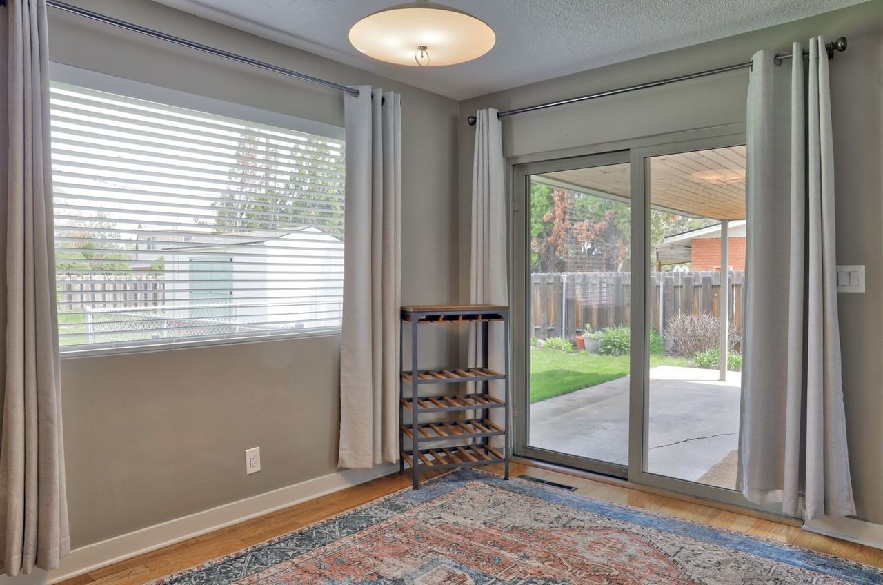 512 W Colorado Ave - Photo 7 of 16
