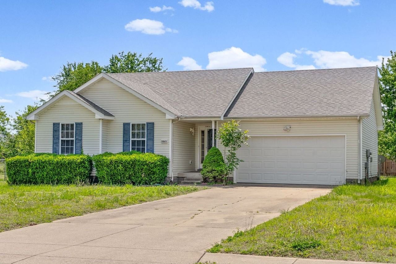 3865 Roscommon Way - Photo 3 of 26