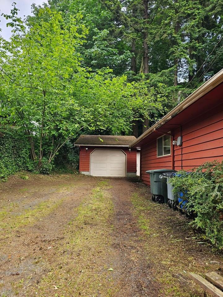 24107 7th Ave W - Photo 4 of 16