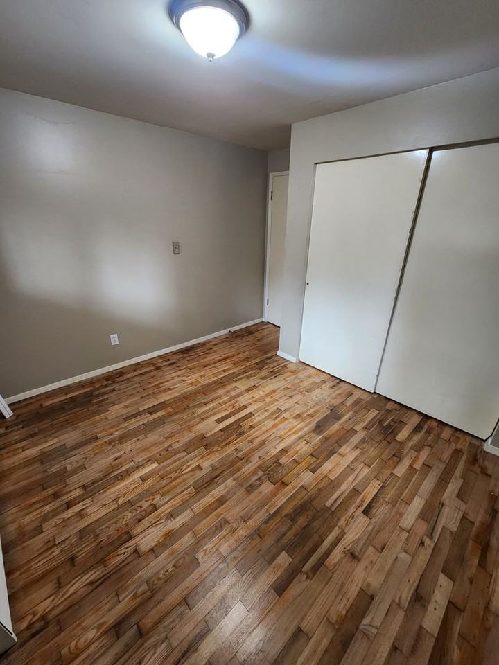 24107 7th Ave W - Photo 7 of 16