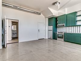 featured image of 1632 Spoke St