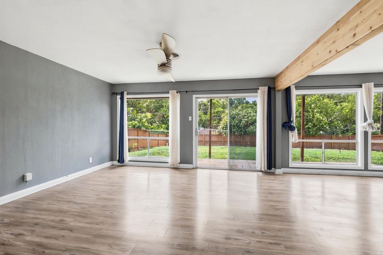3331 Nantucket Dr - Photo 5 of 29