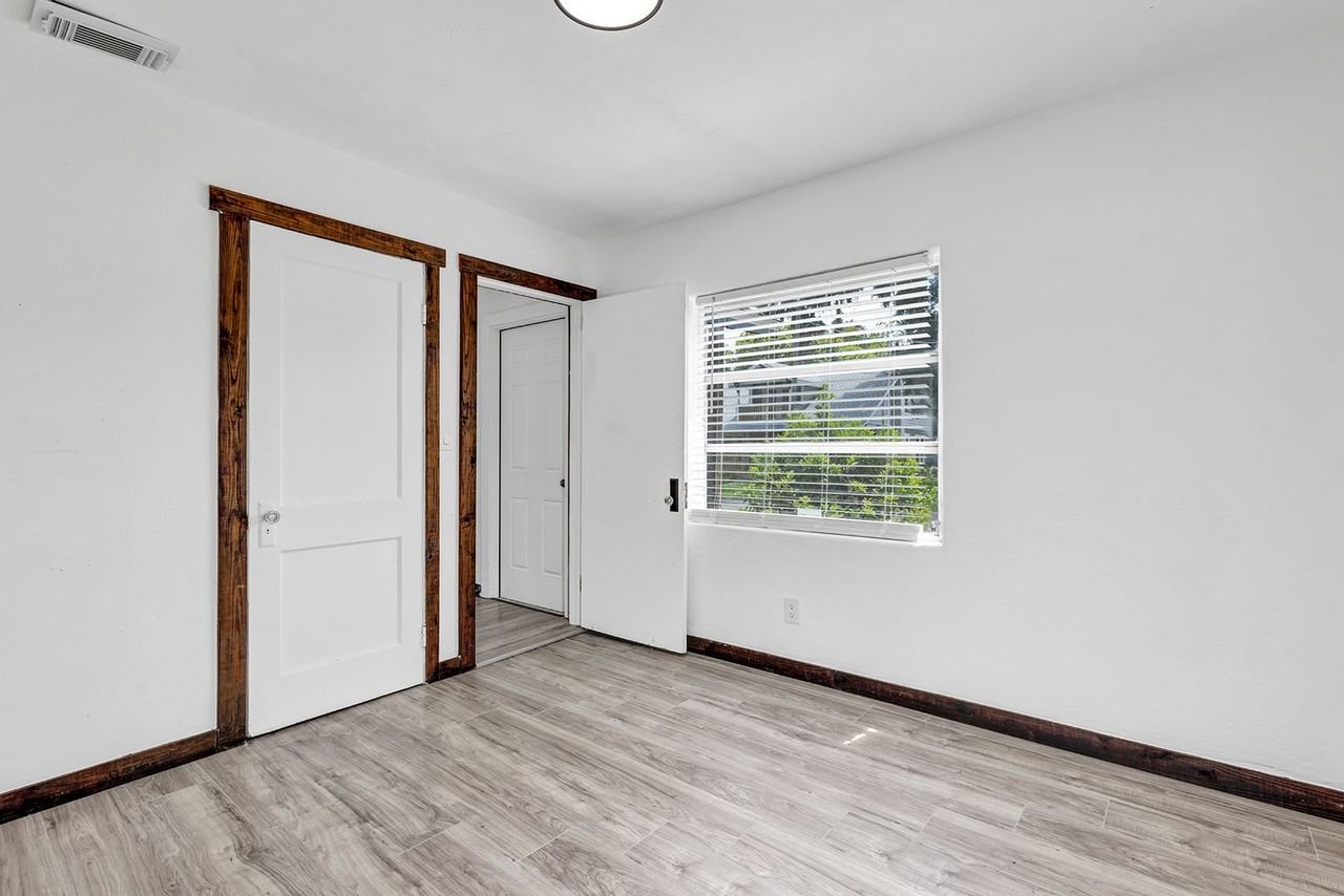 611 Marion St - Photo 6 of 29