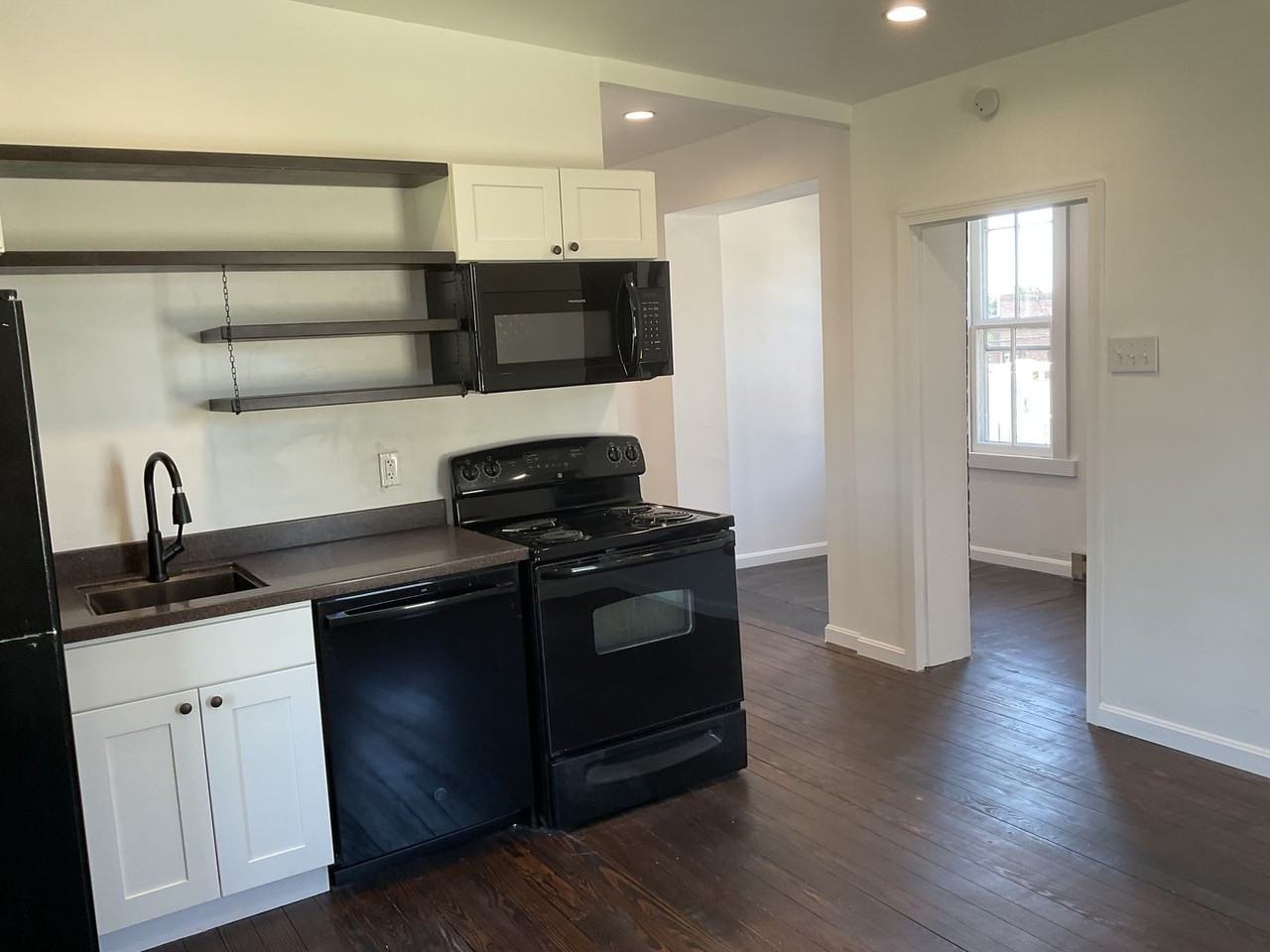 53 E Canal St - Photo 6 of 18