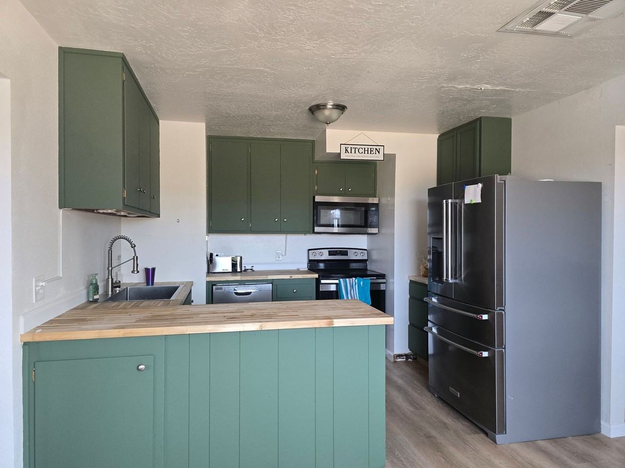 5363 Weiman Ave - Photo 7 of 22