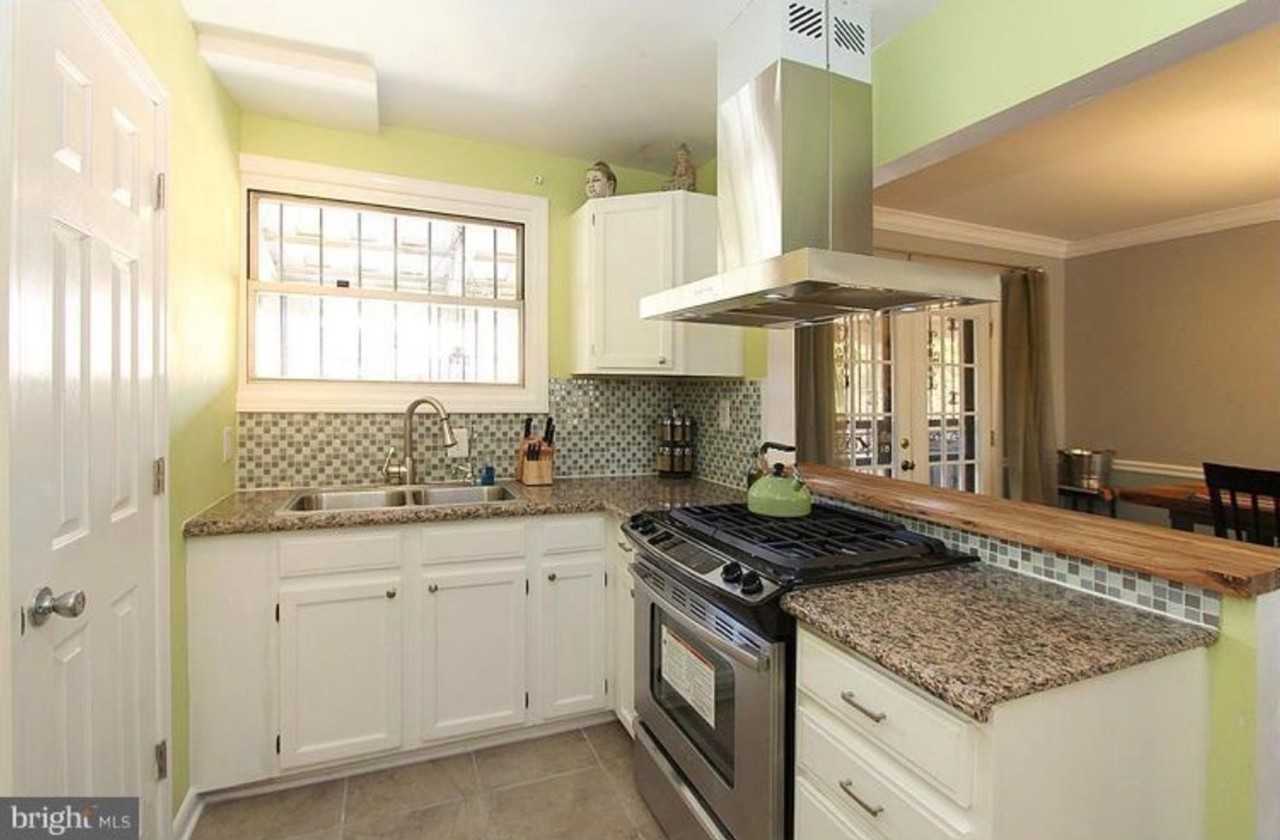 1376 W St Ne - Photo 2 of 7