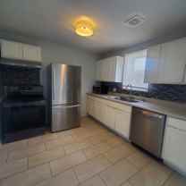 1034 S Spring St - Photo 1 of 1