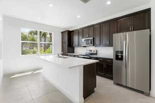 552 Sanderling Cir - Photo 1 of 1