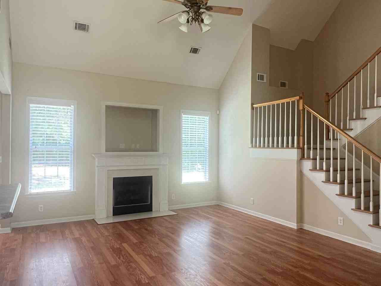 136 Joycliff Cir - Photo 3 of 39