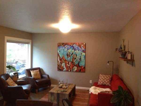 9529 N Fairhaven Ave - Photo 2 of 16