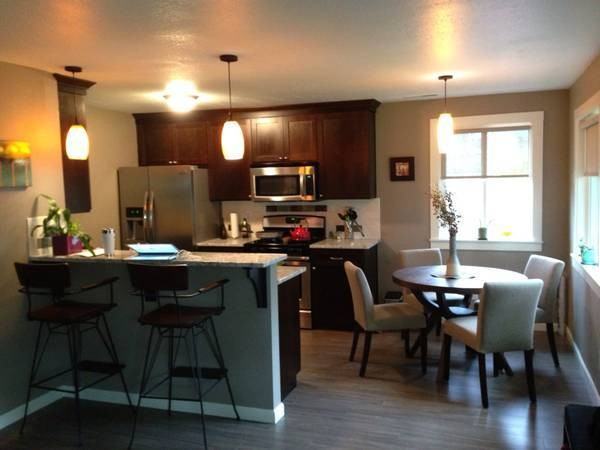 9529 N Fairhaven Ave - Photo 3 of 16
