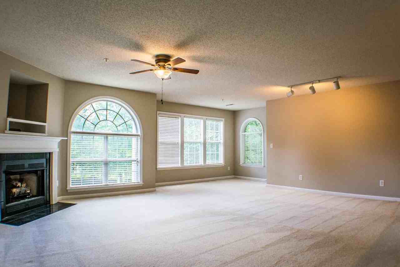 624 Ivy Glen Dr - Photo 5 of 13