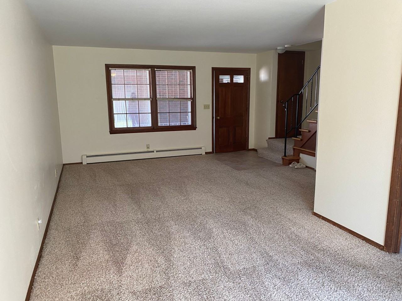 1904 Douglas Ave - Photo 5 of 13