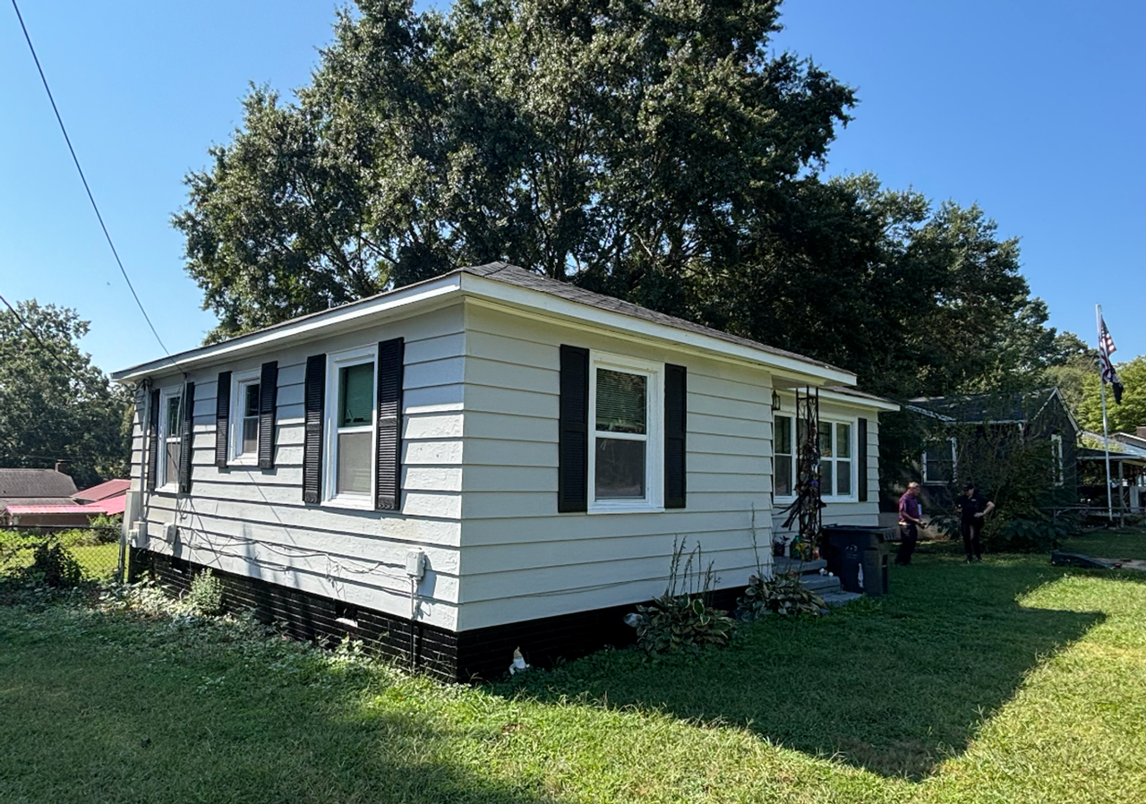 410 Blacksnake Rd - Photo 6 of 9