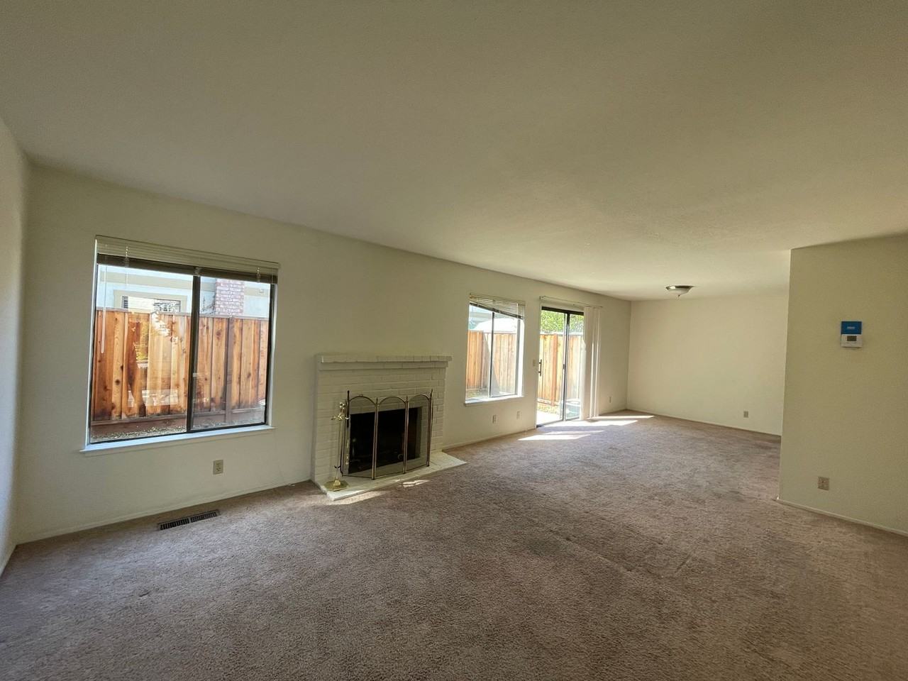 3443 Homestead Rd - Photo 5 of 16