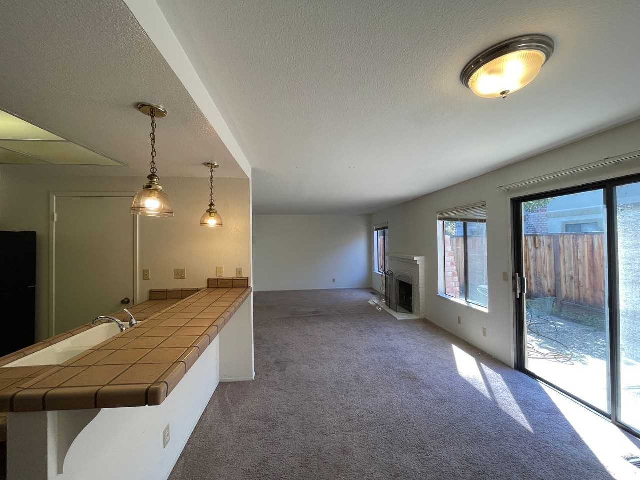 3443 Homestead Rd - Photo 7 of 16