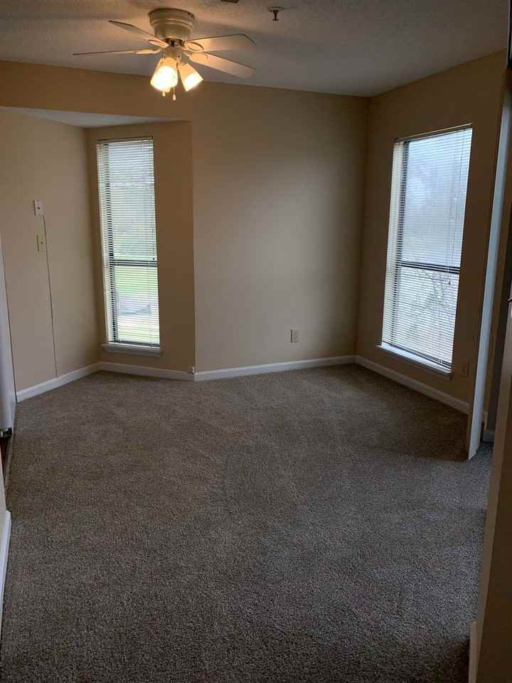 1101 Possum Trot Rd - Photo 4 of 16