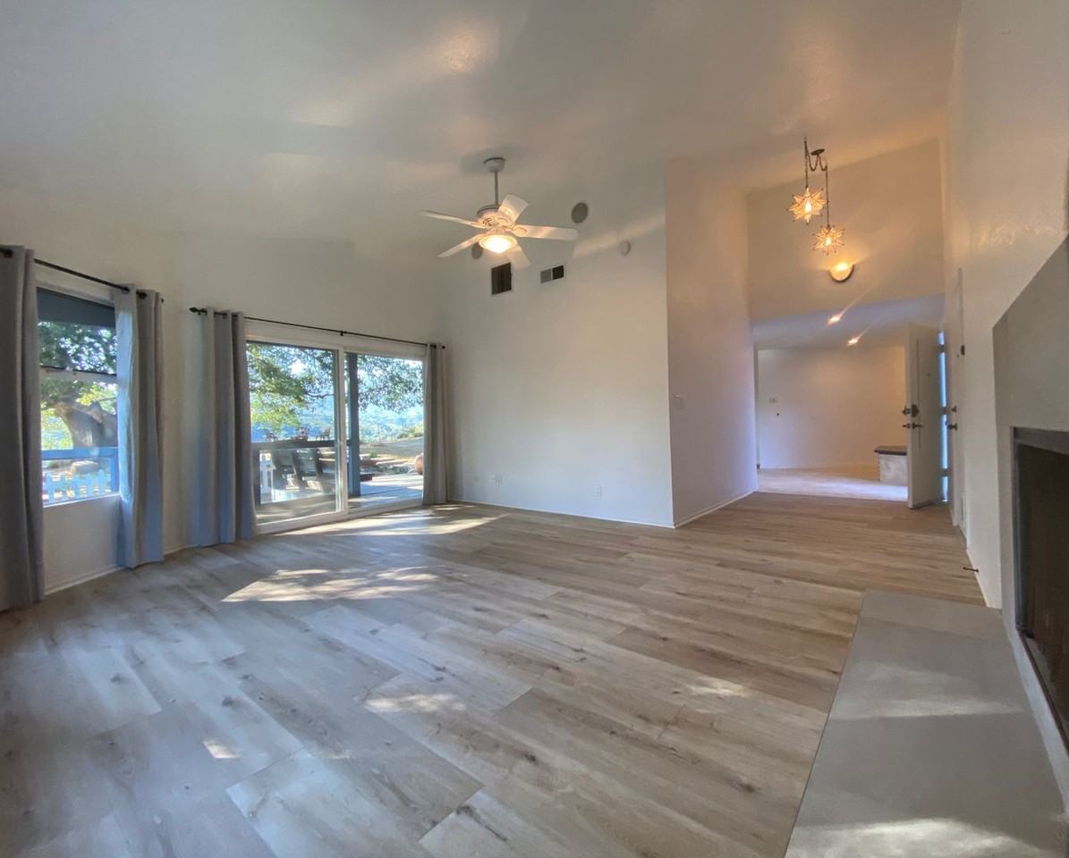 11051 Puesta Del Sol - Photo 2 of 18