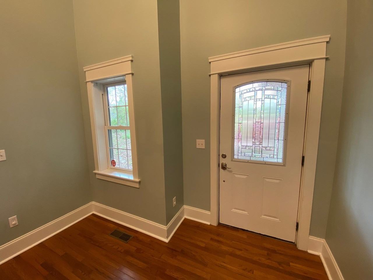87 Dale St - Photo 3 of 41