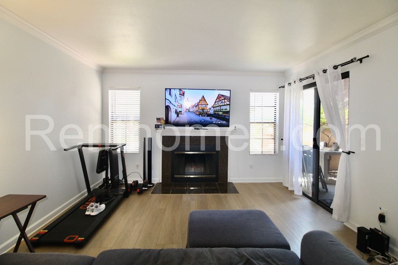 12051 Alta Carmel Ct #199 - Photo 2 of 19