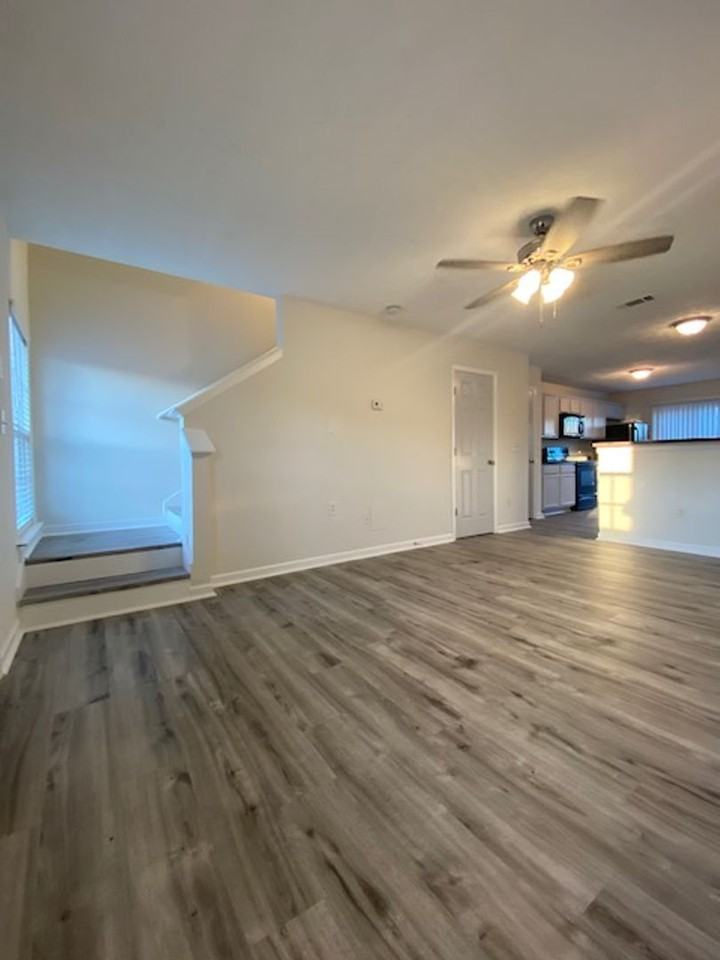 324 Stewarts Landing Cir - Photo 3 of 28
