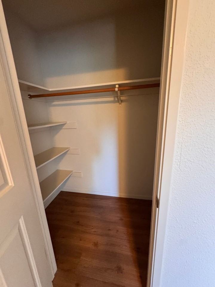 102 Richardson St - Photo 4 of 9