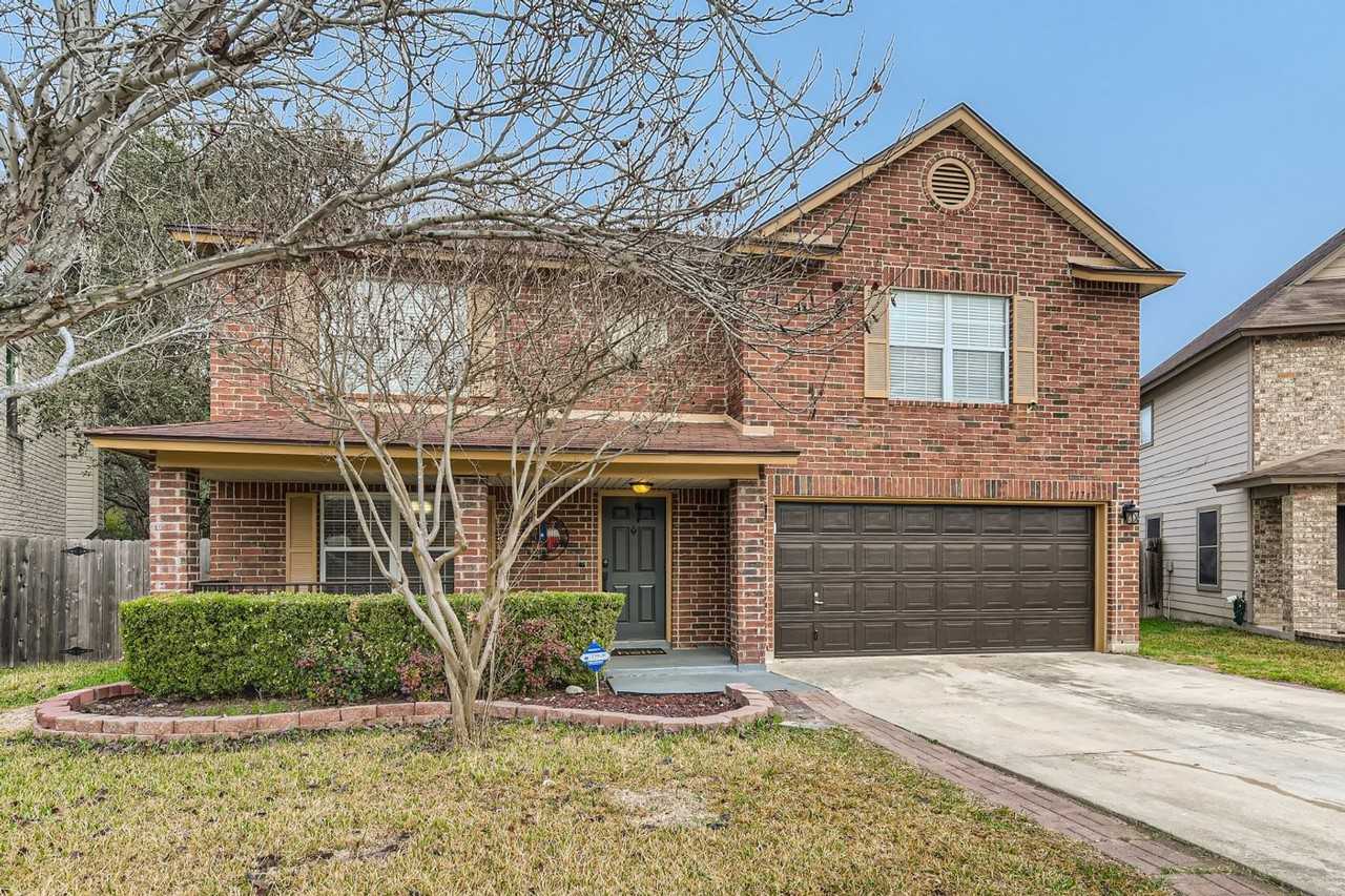 11747 Paddlebrook - Photo 2 of 32