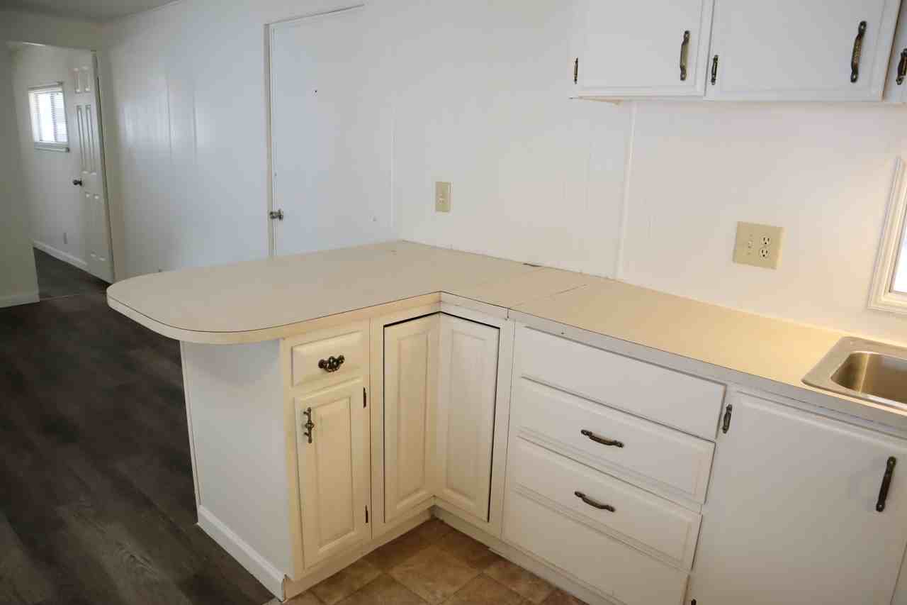 790 S Greenleaf Rd - Photo 7 of 21