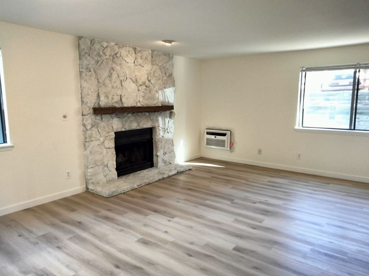 141 S Zang Way #B - Photo 4 of 12