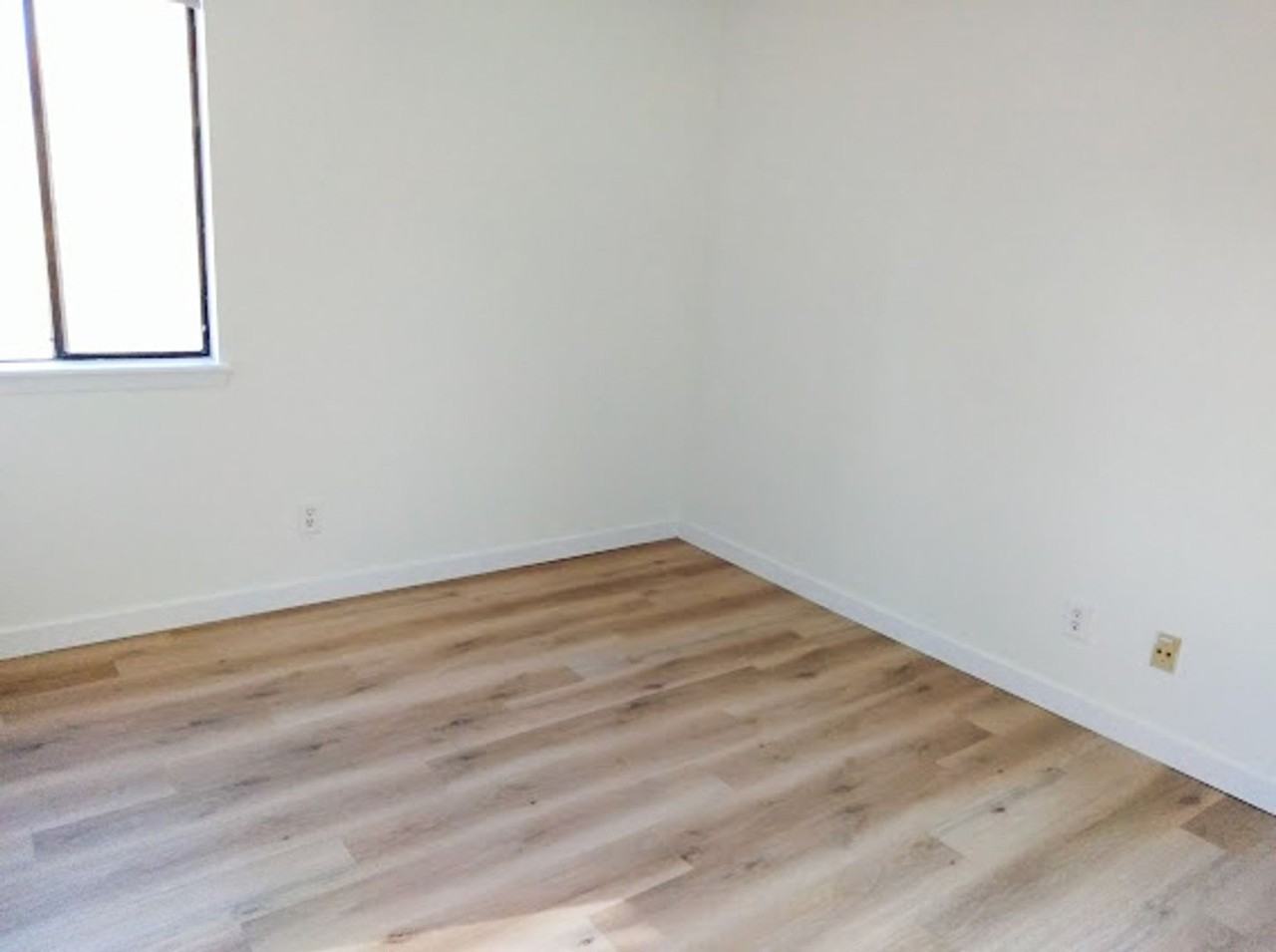 141 S Zang Way #B - Photo 6 of 12