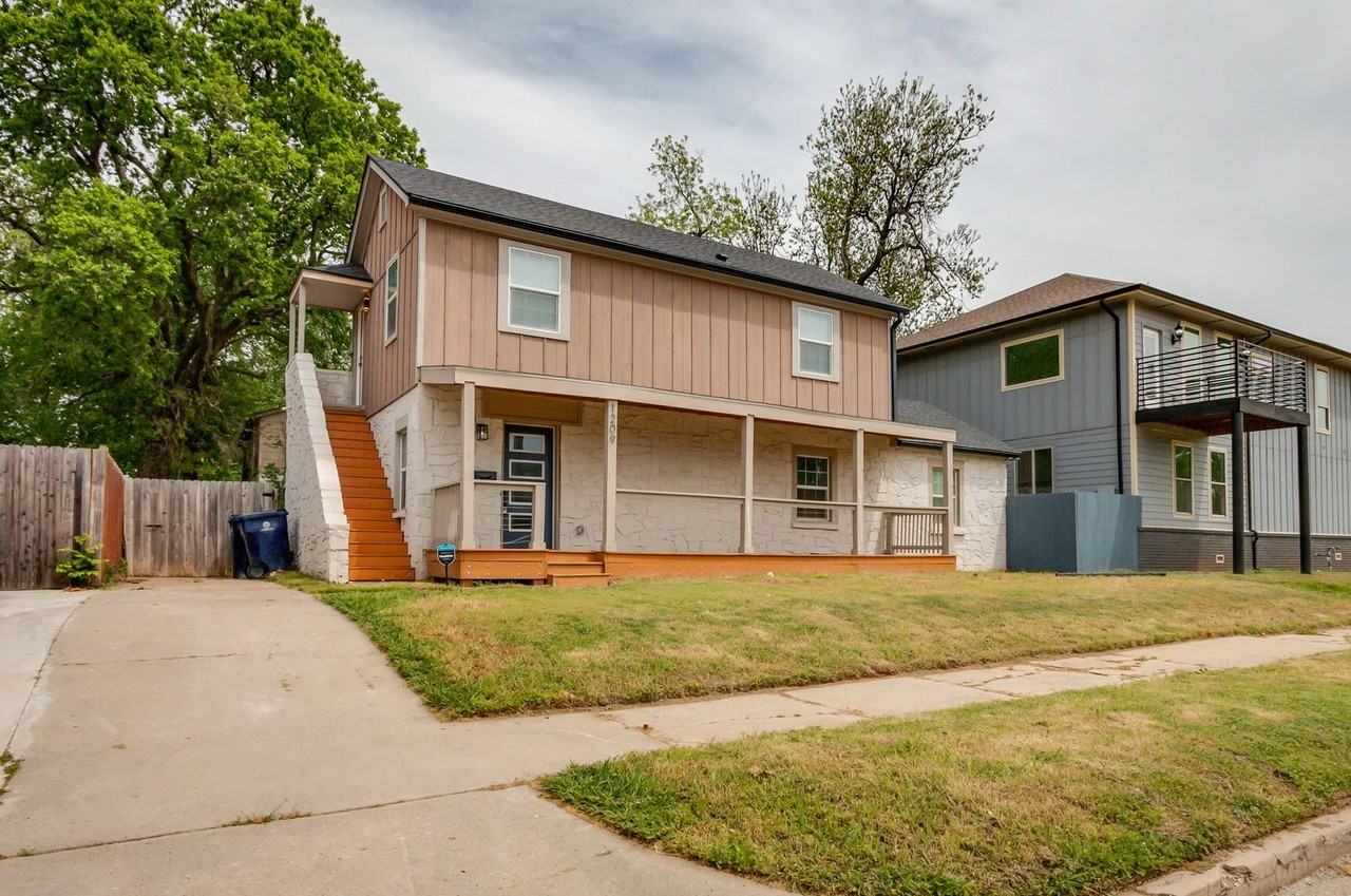 1209 Nw 11th St - Photo 3 of 50