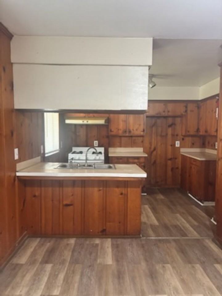 1527 Maria Dr - Photo 5 of 11