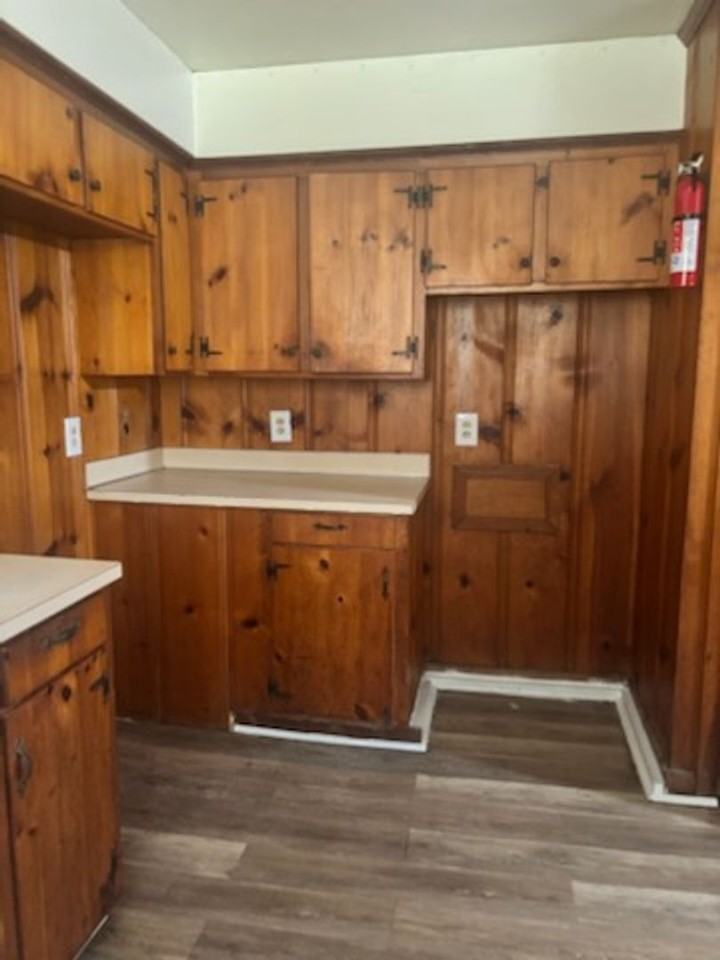 1527 Maria Dr - Photo 6 of 11