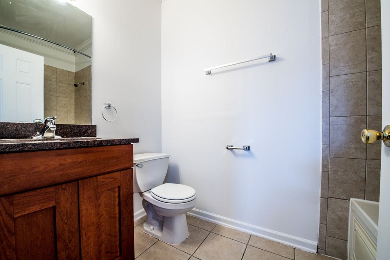 3038 W Flournoy - Photo 3 of 25
