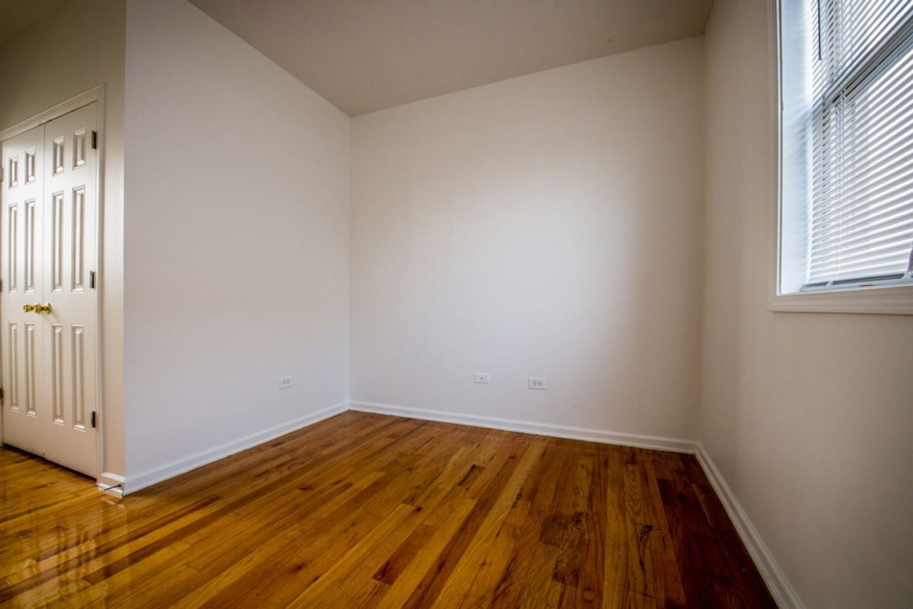 3038 W Flournoy - Photo 7 of 25