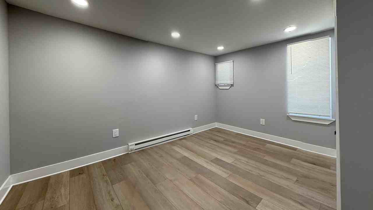 1801 N 59th St - Photo 6 of 10