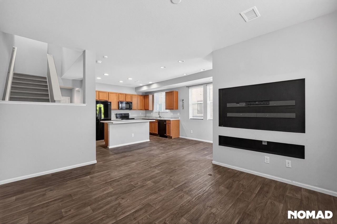 16041 E Elk Dr - Photo 2 of 33