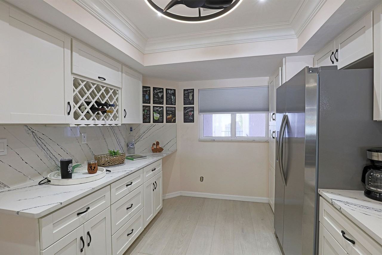 11921 Seabreeze Cove Ln - Photo 7 of 50