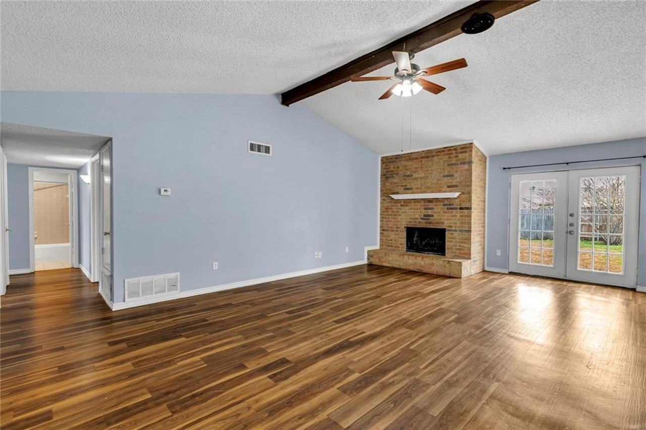 7221 Misty Meadow Dr S - Photo 4 of 26