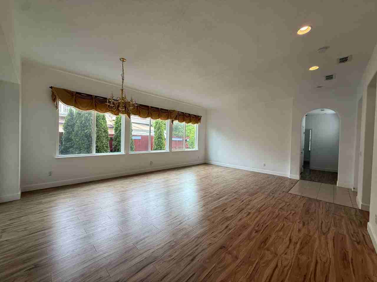 10410 Danichris Way - Photo 2 of 16