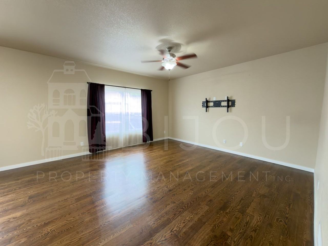 7356 Big Prairie Ct - Photo 3 of 22