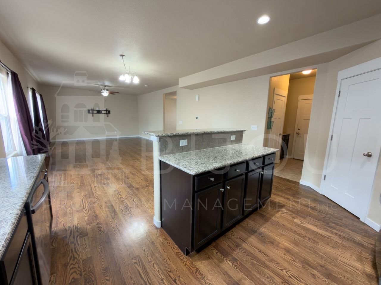 7356 Big Prairie Ct - Photo 7 of 22